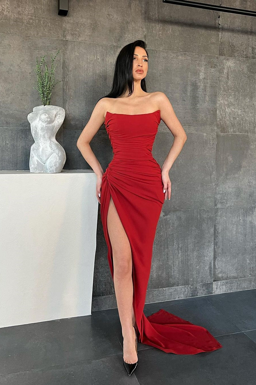 Modern Strapless Mermaid Long Prom Dress With Split