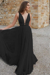 V-Neck Tulle Bridal Gown with Sleeves
