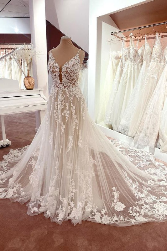 Backless A-Line Wedding Dress with Spaghetti Straps and Lace Appliques in Tulle