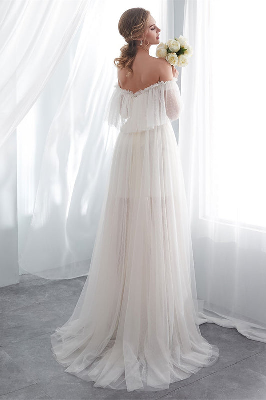 Beach Wedding Dress in Tulle with Off-the-Shoulder Design