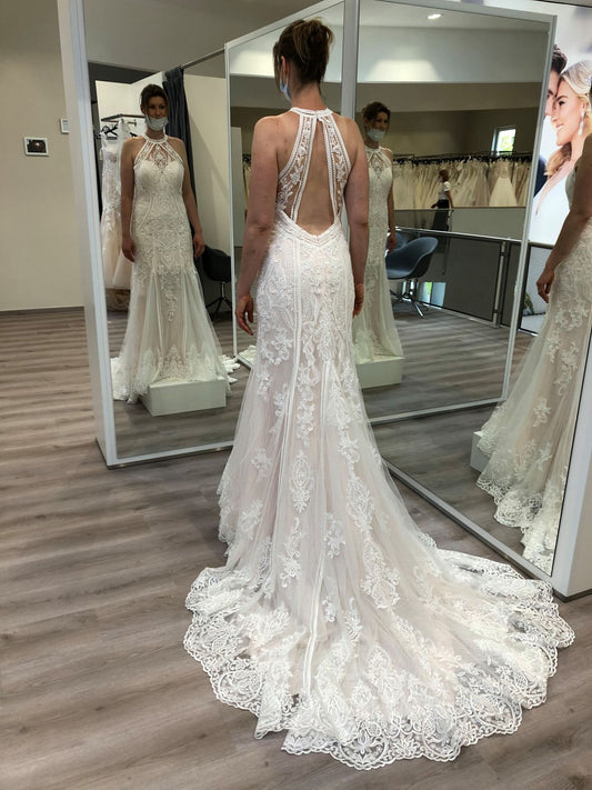Elegant Halter Mermaid Wedding Gown with Appliques Lace, Floor-length and Backless