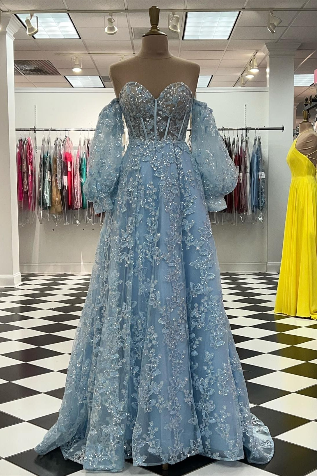 Classic Lilac Sweetheart Prom Dress Split With Appliques Detachable Sleeves