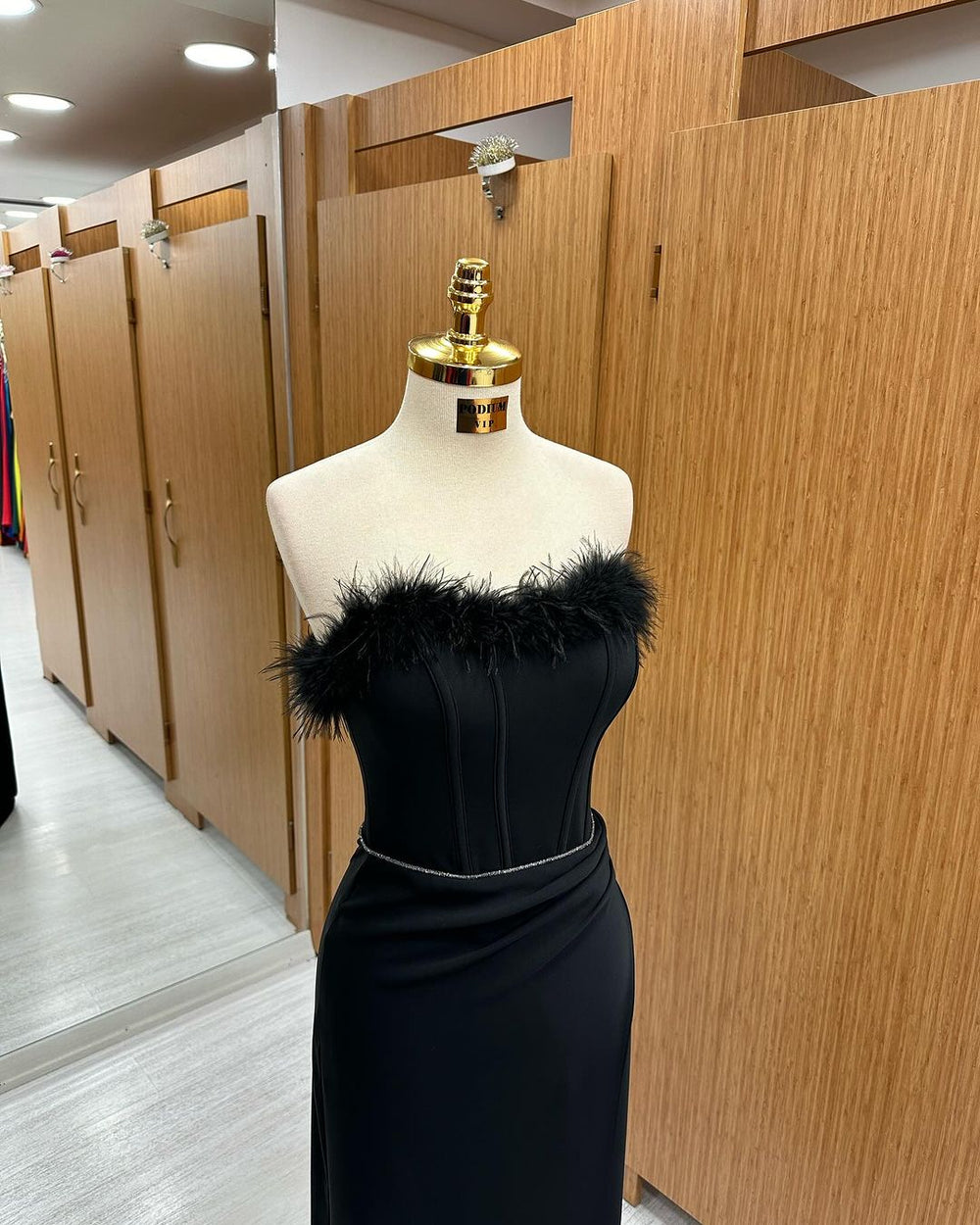 Mermaid Prom Dress Long Black Feather Sleeveless Strapless