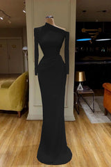 Elegant White Long Sleeve Mermaid Prom Dress