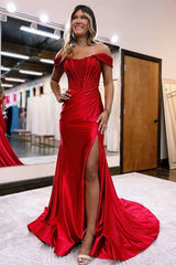 Elegant Off-the-Shoulder Mermaid Prom Dress Appliques With Slit
