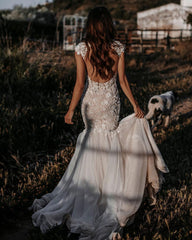 Elegant Backless Mermaid Tulle Gown with Lace for the Modern Sweetheart