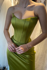 New Arrival Olive Green V-Neck Sleeveless Mermaid Prom Dress Pleats With Split