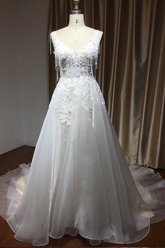 Elegant V-neck Backless Straps A-line Bridal Gown Featuring Appliques
