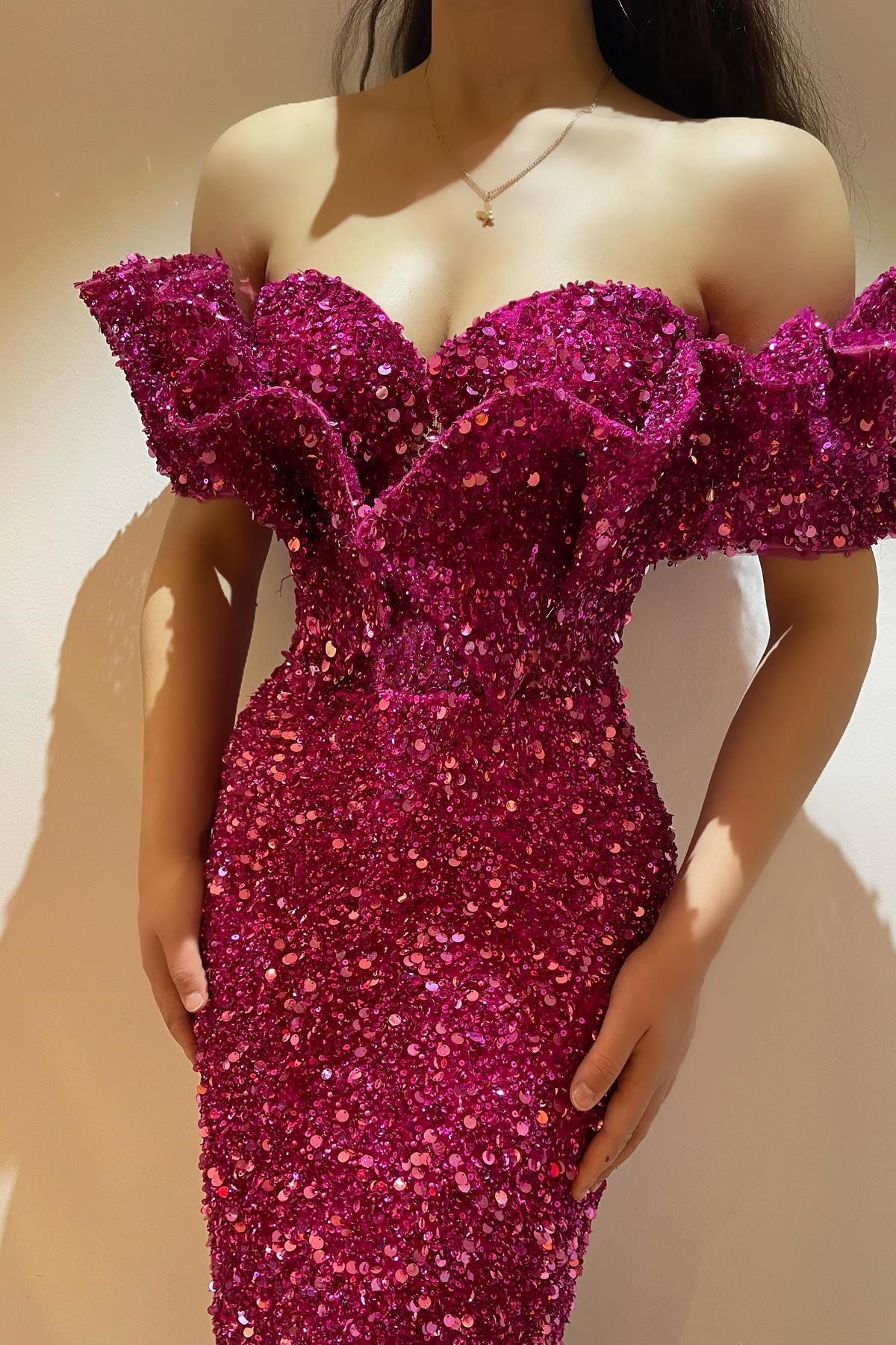 New Arrival Fuchsia Off-The-Shoulder Sweetheart Mermaid Prom Dress With Sequins