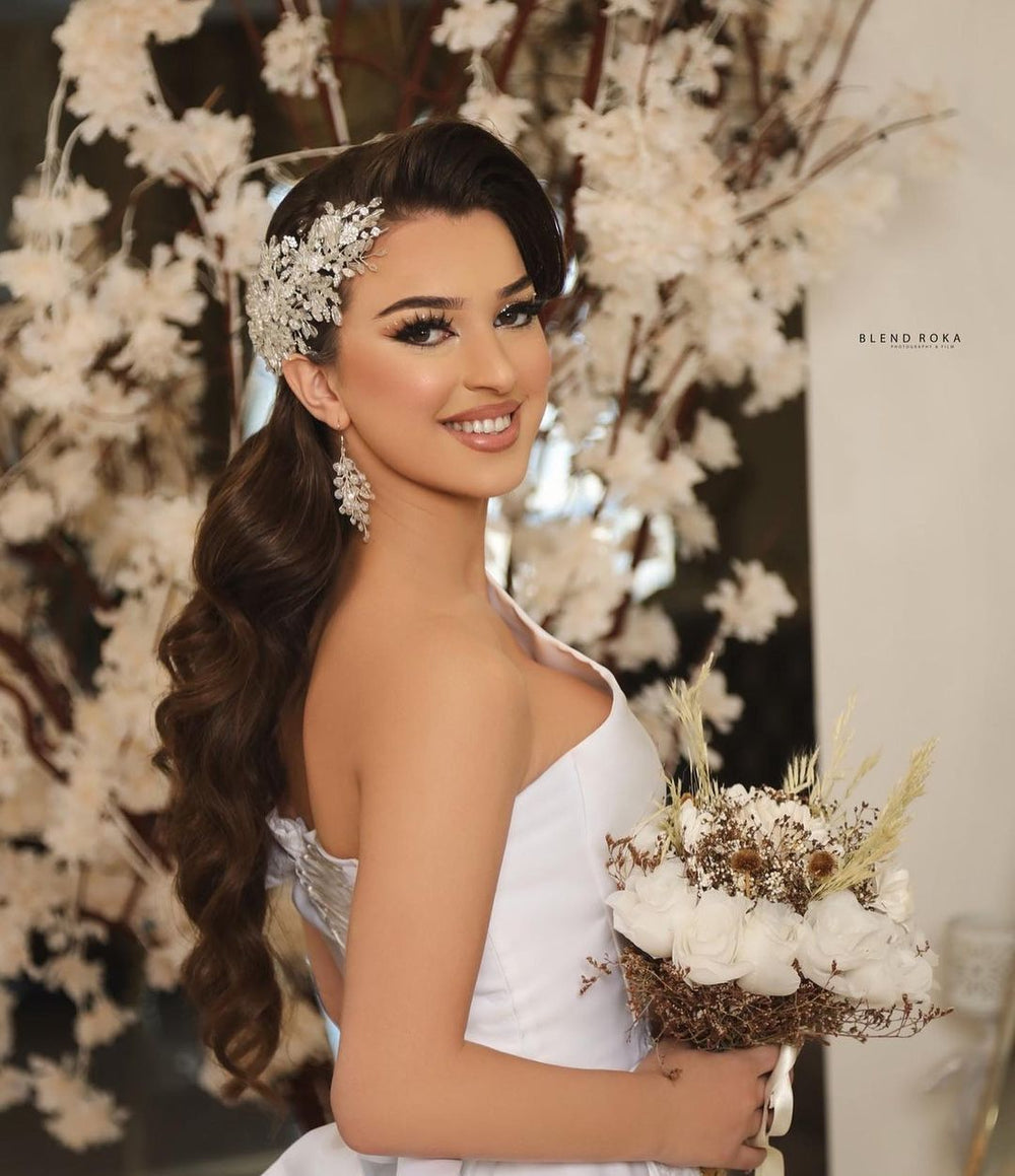 Elegant One-Shoulder A-Line Satin Wedding Gown Featuring a Slit