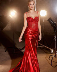 Beautiful Spaghetti-Straps Sleeveless Prom Dresses Mermaid Slit With Beadings