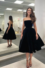 Elegant Black Strapless Sleeveless Tea Length Prom Dress Online