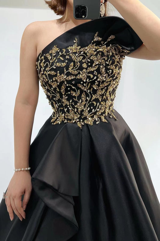 Gorgeous Black Strapless Sleeveless Beadings Evening Dress with One Shoulder Slit
