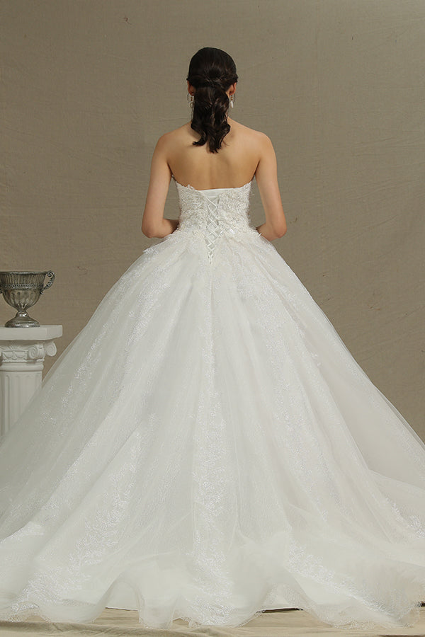 Sweetheart Ball Gown Wedding Dress with Appliques in an Off-Shoulder Style