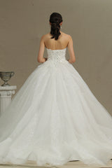 Sweetheart Ball Gown Wedding Dress with Appliques in an Off-Shoulder Style