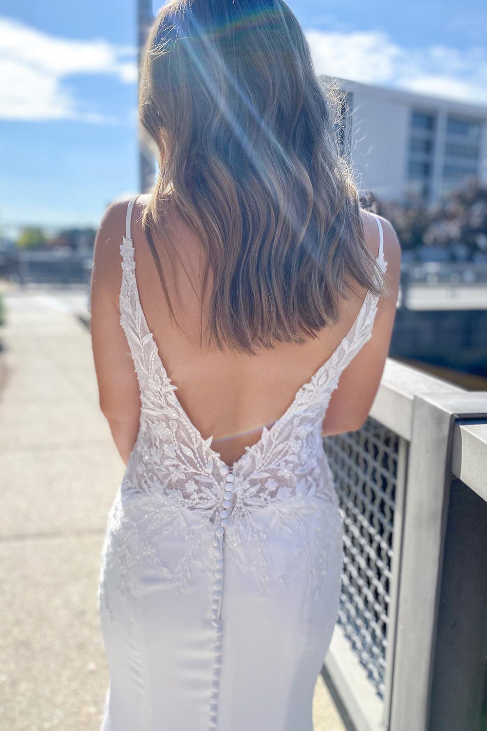 Elegant Sweetheart Open Back Mermaid Wedding Dress with Spaghetti Straps and Lace Appliques