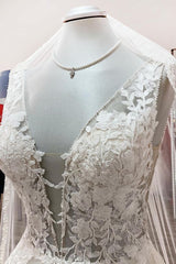 Elegant V-Neck A-Line Wedding Gown with Open Back and Tulle Lace