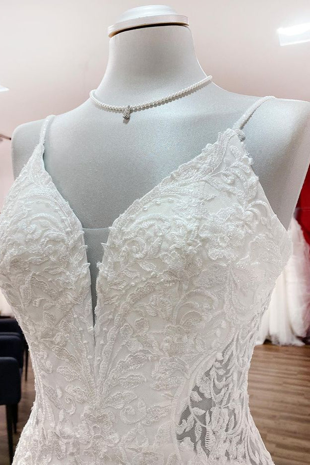 Elegant Mermaid Wedding Gown with Open Back and Lace Satin Spaghetti Straps