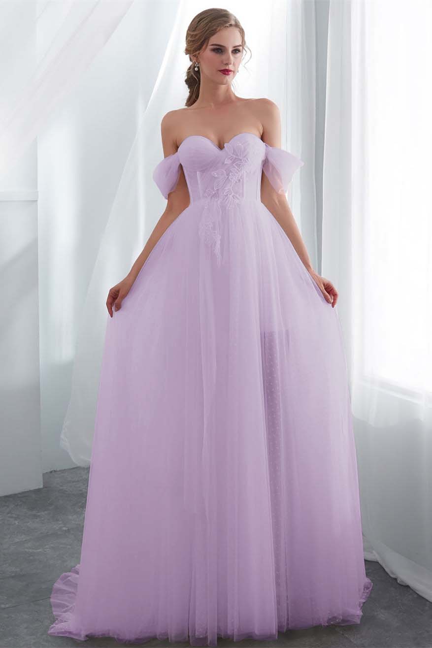 Elegant Long Tulle Wedding Dress with Off-the-Shoulder Design