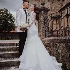 Long Sleeve Open Back Lace Mermaid Wedding Dress in Modest Style