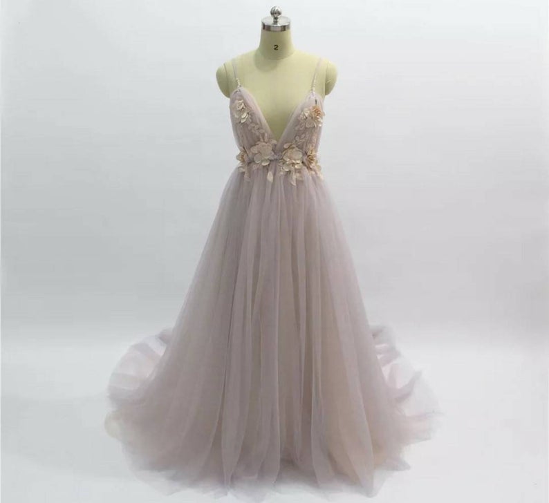 Elegant Backless Long V-neck A-line Wedding Dress in Floral Tulle