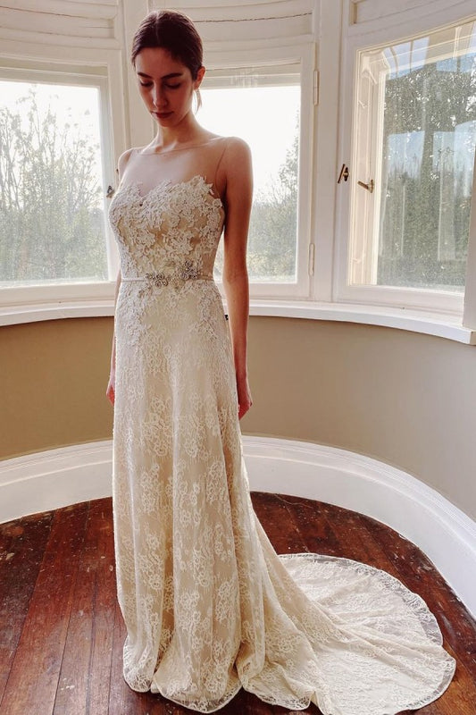 Elegant Pearl Mermaid Bateau Wedding Gown with Floor-length Lace and Sash Appliques