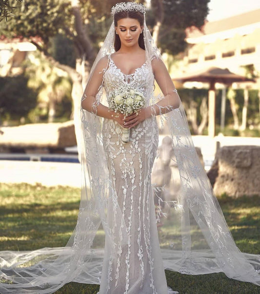 Elegant V-neck Mermaid Wedding Gown with Long Tulle Lace and Detachable Train
