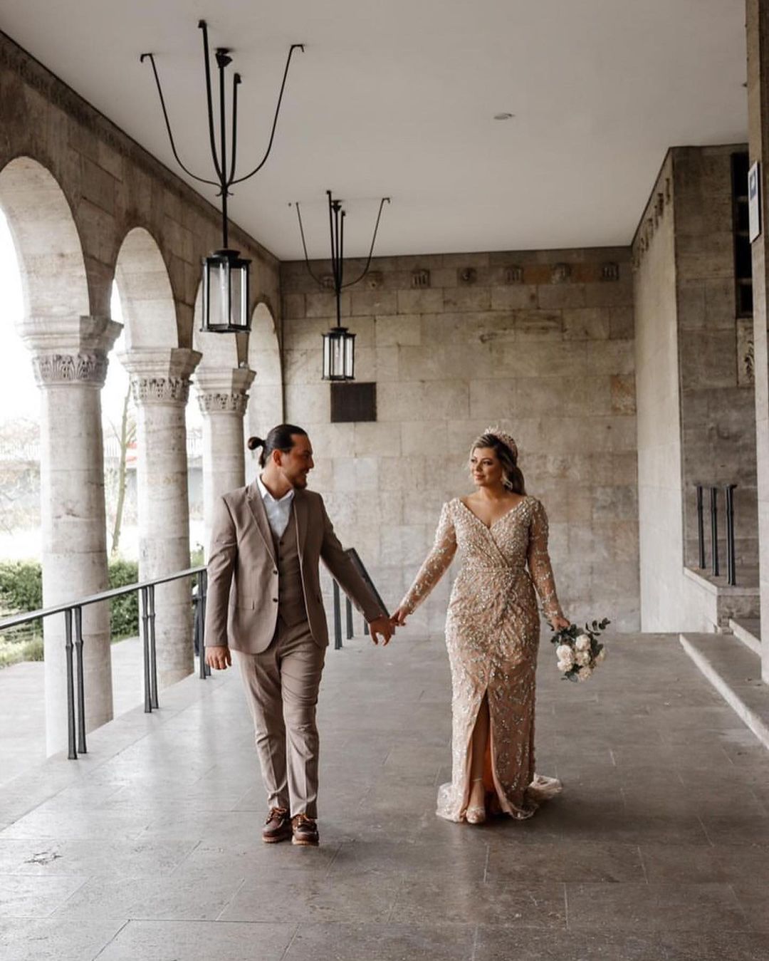 Elegant V-neck Mermaid Wedding Gown with Long Sleeves and Slit