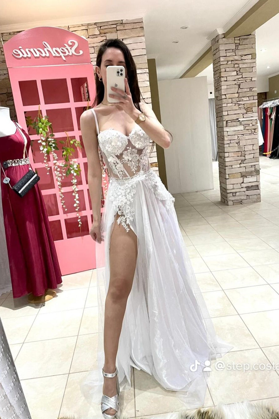Popular Spaghetti-Straps Sweetheart Sleeveless Mermaid Prom Dresses With High Split Appliques