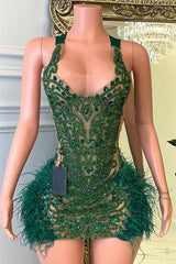 Modern Emerald Green Sleeveless Short Prom Dress WIth Beadings Crystal Feathers