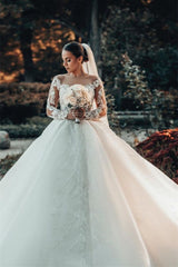 Lace Ball Gown Wedding Dress with Off-The-Shoulder Design