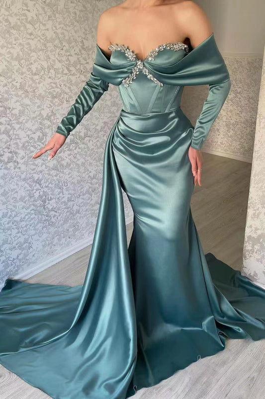 Elegant Sweetheart Portrait Long Sleeves Mermaid Prom Dress with Rhinstone Ruffles