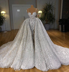 Sweetheart Mermaid Wedding Dress with Elegant Sequins and Ruffled Train