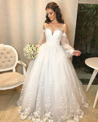 Elegant Off-the-shoulder Princess Wedding Gown with Long Tulle Skirt and Bubble Sleeves