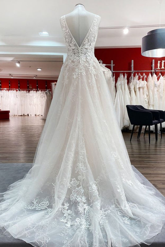 Sleeveless A-line Wedding Dress in Tulle with Elegant Deep V-neck and Open Back Lace Appliques