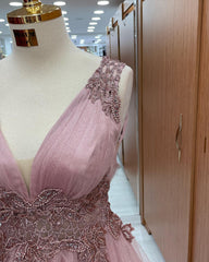 Dusty Pink V-Neck Sleeveless Prom Dress Tulle Long with Appliques
