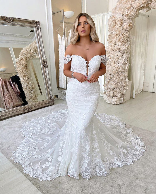 Elegant Backless Mermaid Wedding Gown with Lace and Off-The-Shoulder Design