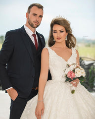 Elegant Princess V-neck Bridal Gown Featuring Tulle Lace