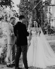 Elegant Sweetheart Lace A-Line Wedding Gown with Modest Backless Design