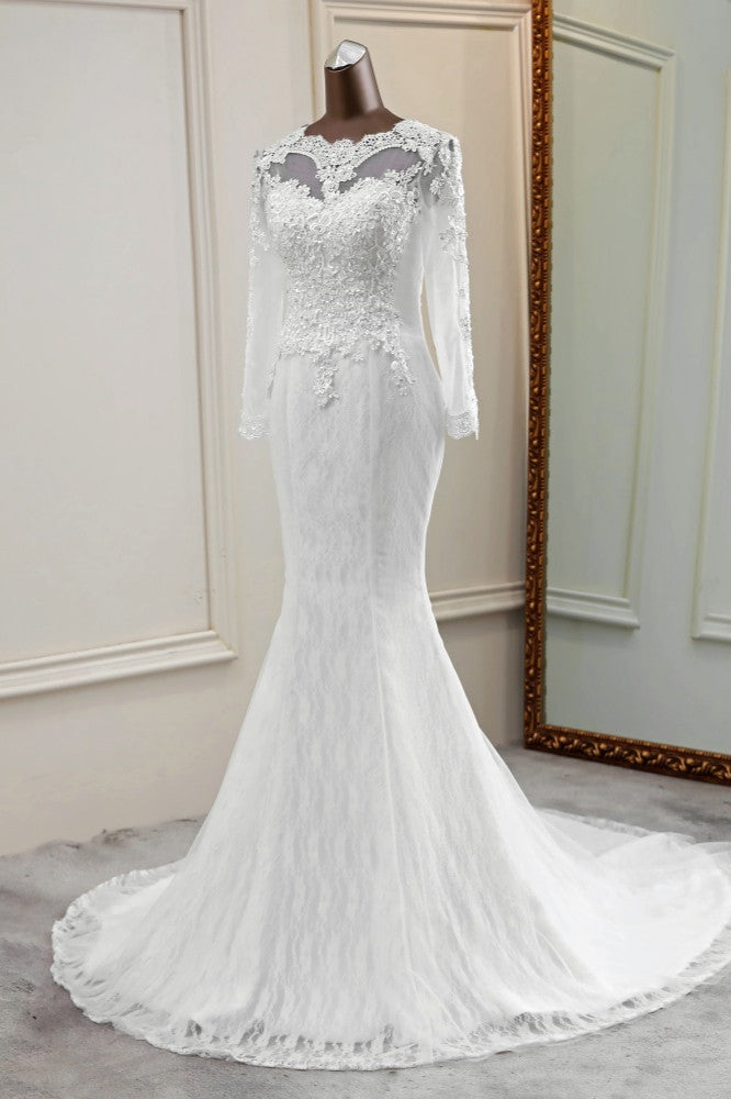 Elegant Mermaid Bridal Gown with Long Sleeves and Tulle Details