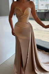 New Arrival V-Neck Sleeveless Mermaid Prom Dress Pearls With Split Ruffles