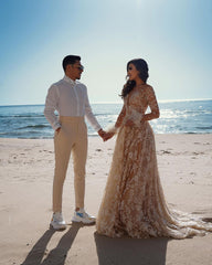 Elegant Long A-line Wedding Dress Featuring Lace and a Train
