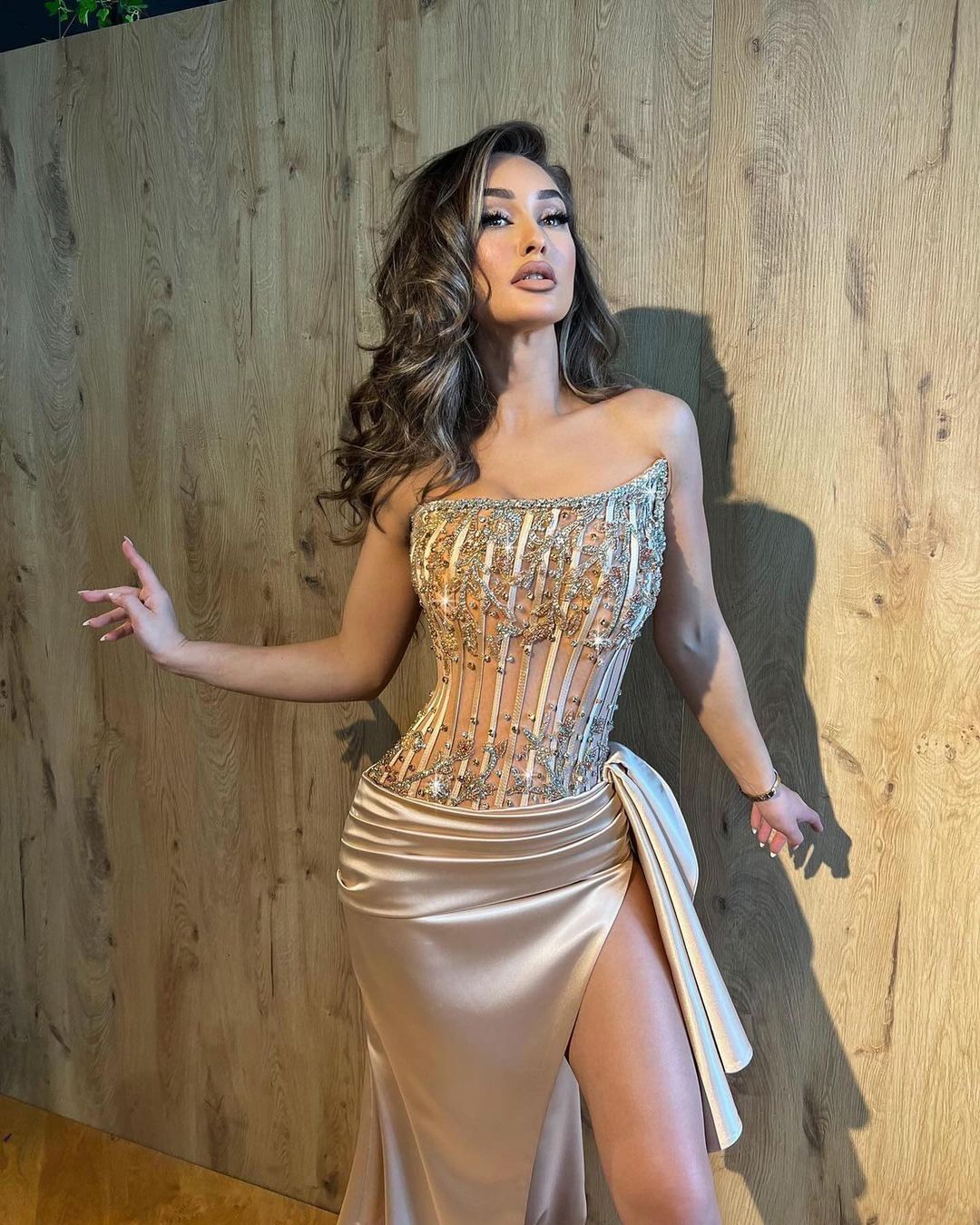 Beautiful Strapless Mermaid Long Prom Dresses Slit With Beads