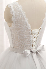 Long Princess Vintage Wedding Dress in Tulle Lace Jewel Tone