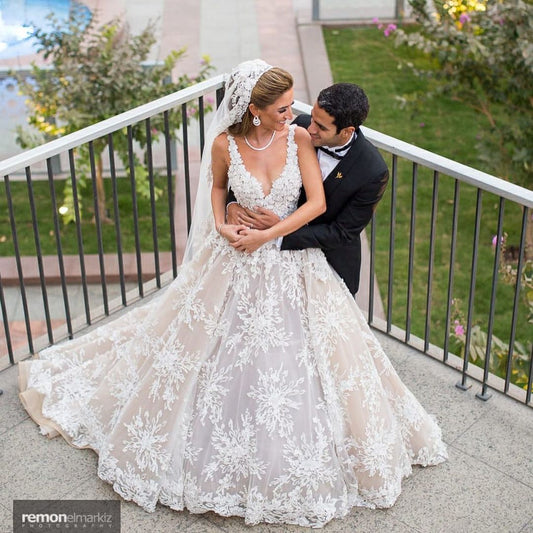 Elegant V-Neck Lace A-Line Long Wedding Dress with Floral Details