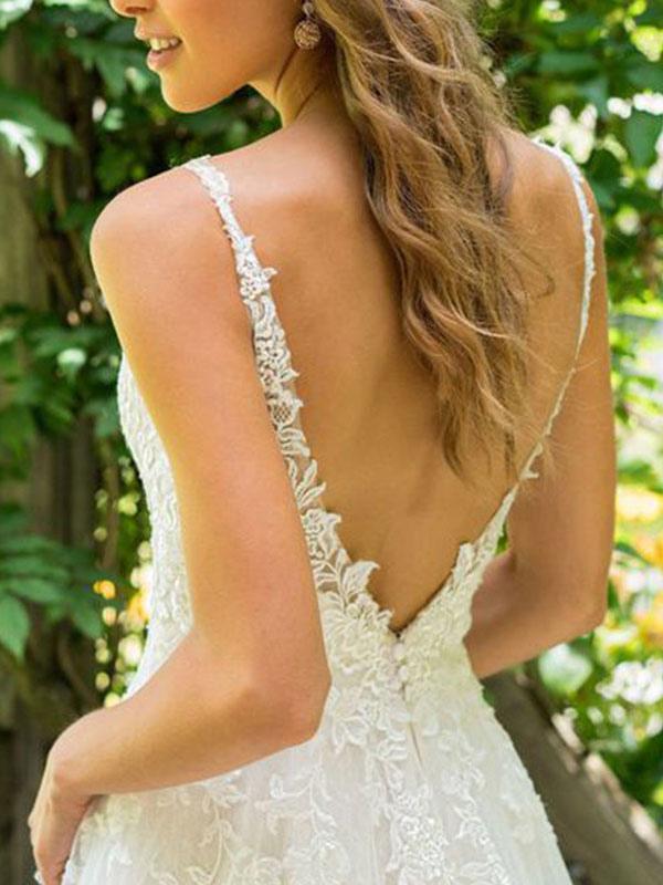Beach Wedding Dress with Sleeveless Tulle Lace