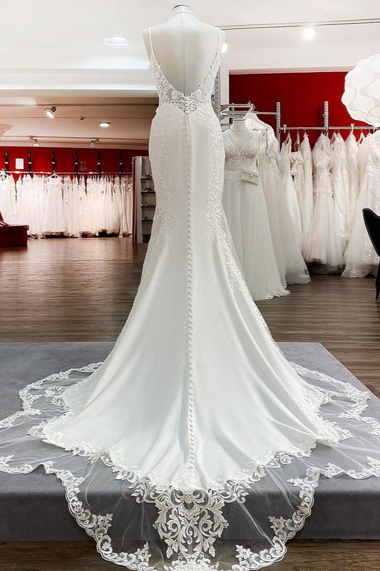 Elegant Mermaid Wedding Gown with Open Back and Lace Satin Spaghetti Straps