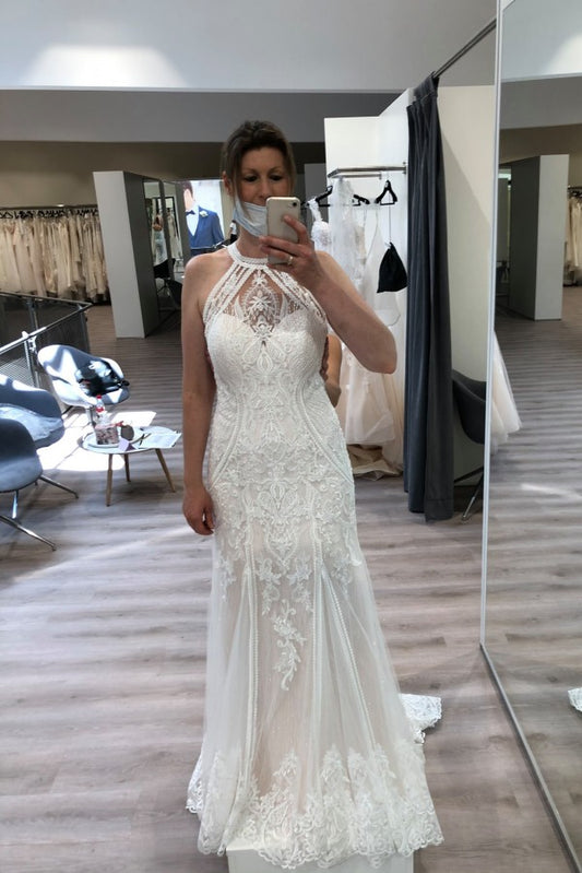Elegant Halter Mermaid Wedding Gown with Appliques Lace, Floor-length and Backless