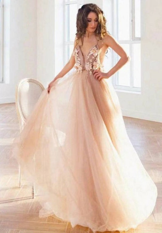 Elegant Backless Long V-neck A-line Wedding Dress in Floral Tulle