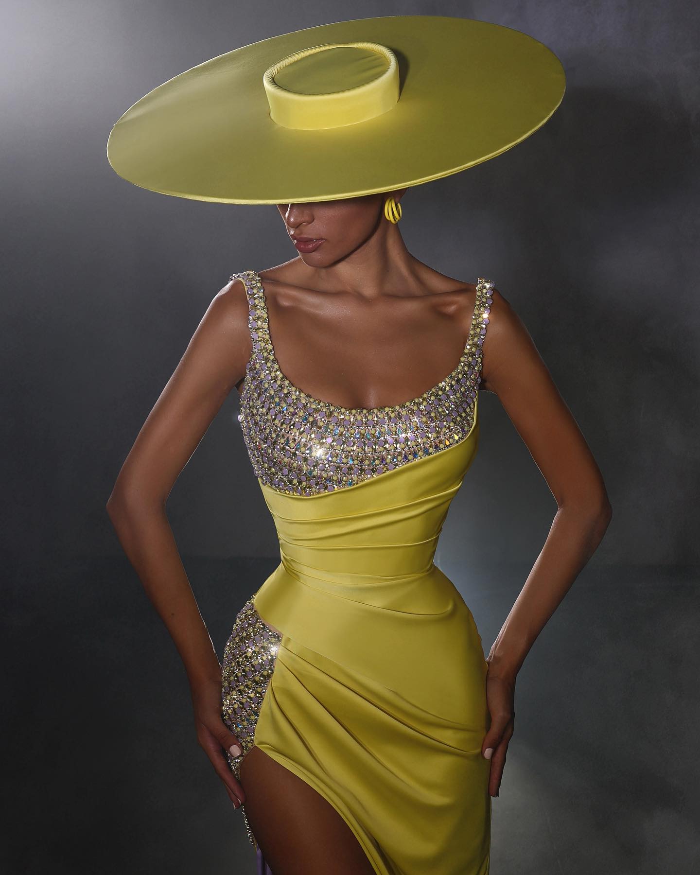 Stunning Yellow Straps Mermaid Prom Dresses Long With Beads High Split